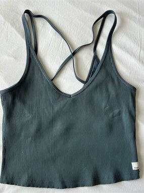 Vuori Ribbed Cropped Tank Top in Teal Green